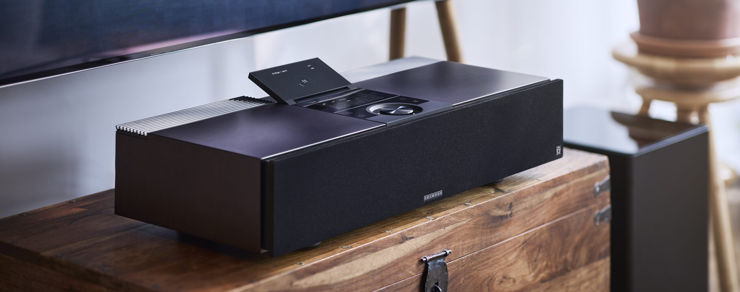 Primare Allt-i-Ett all-in-one music system with streamer, amplifier and speaker array