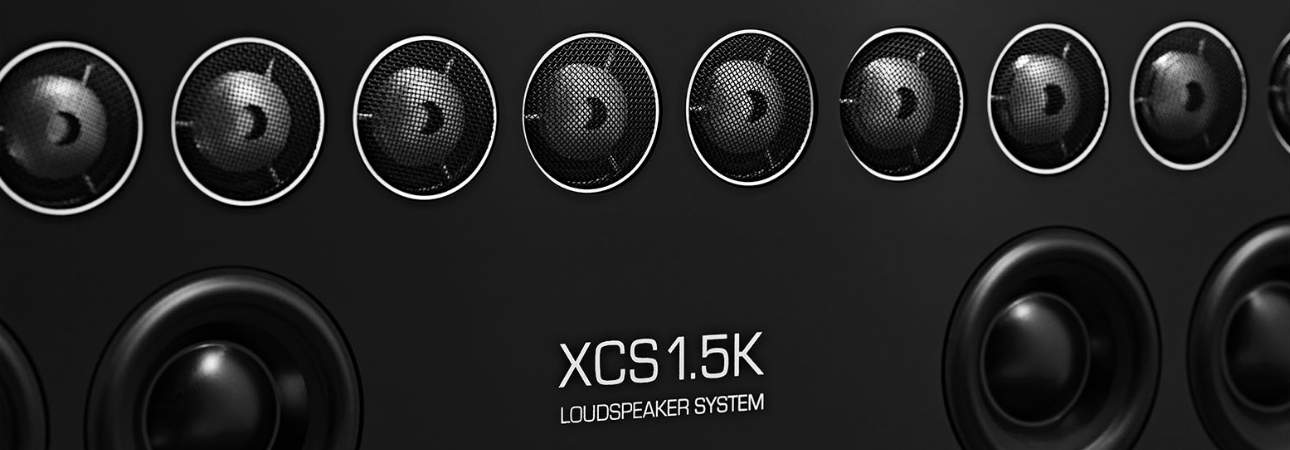 McIntosh XCS1.5K high-end Center Channel Loudspeaker with a 43-driver line array design
