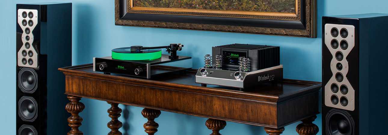 McIntosh XR100 floorstanding speaker for high-end stereo and home cinema systems
